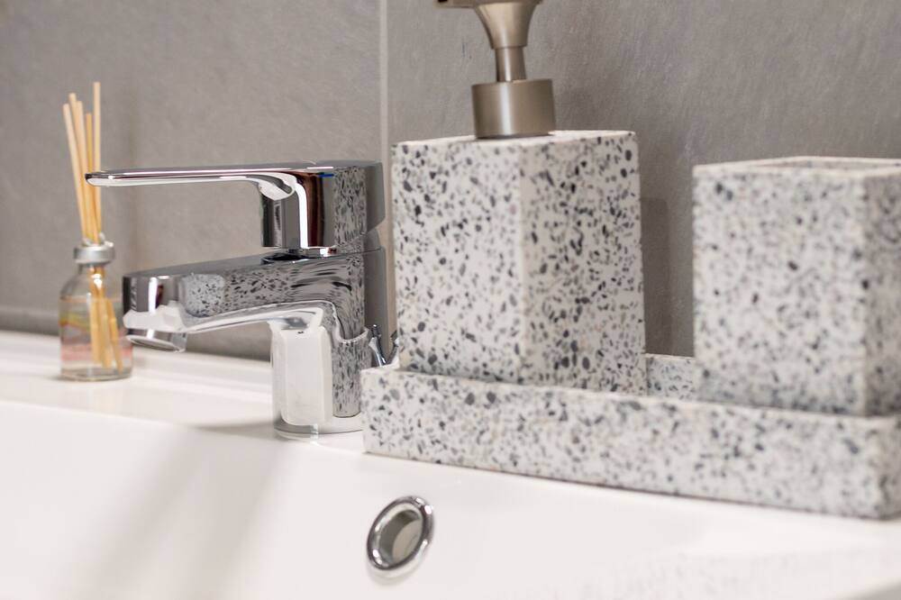 Photo of Bathroom in Moliere - Edgard Quinet