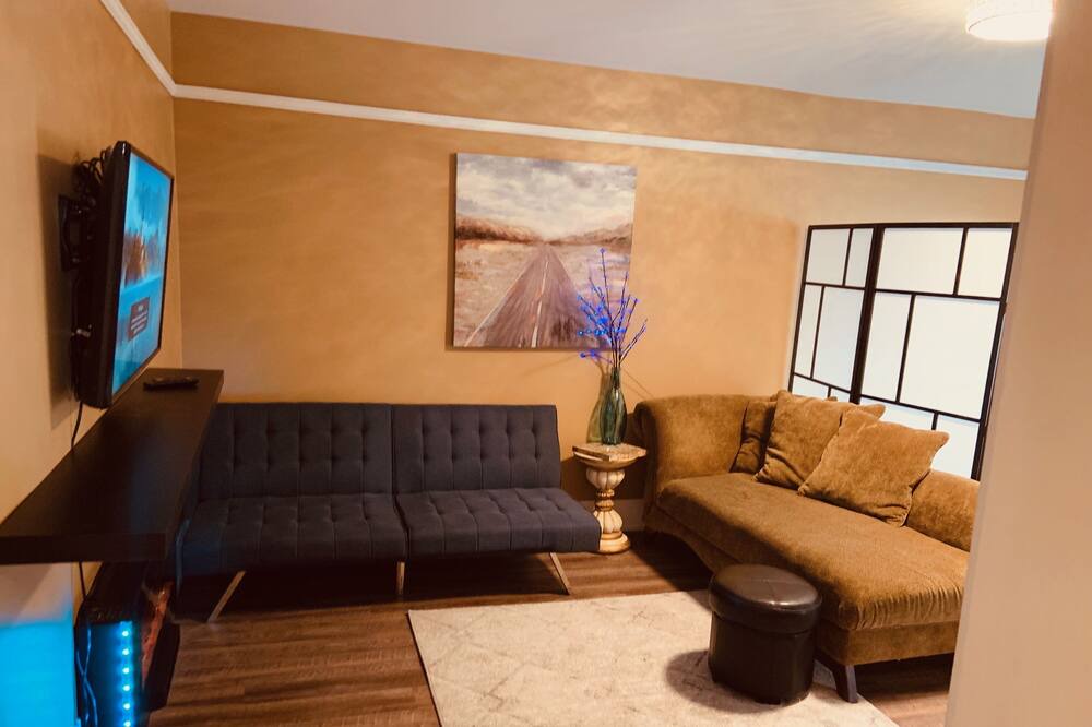 Photo of Livingroom in Rochester