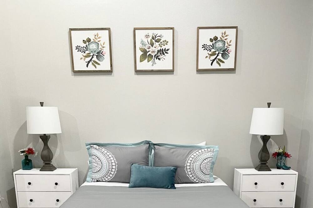 Photo of Bedroom in Bulverde