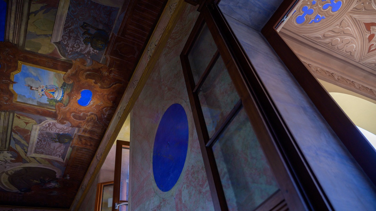 Photo of Others in Paradiso