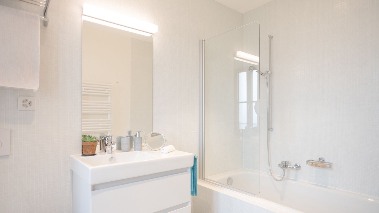 Photo of Others in Paradiso