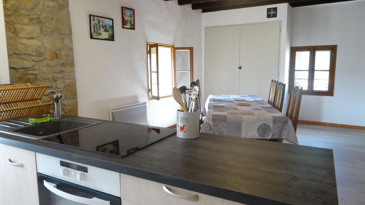 Photo of Kitchen in Saint-Florent-sur-Auzonnet
