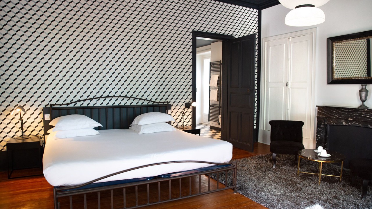 Photo of Bedroom in Chateauneuf-du-Rhone