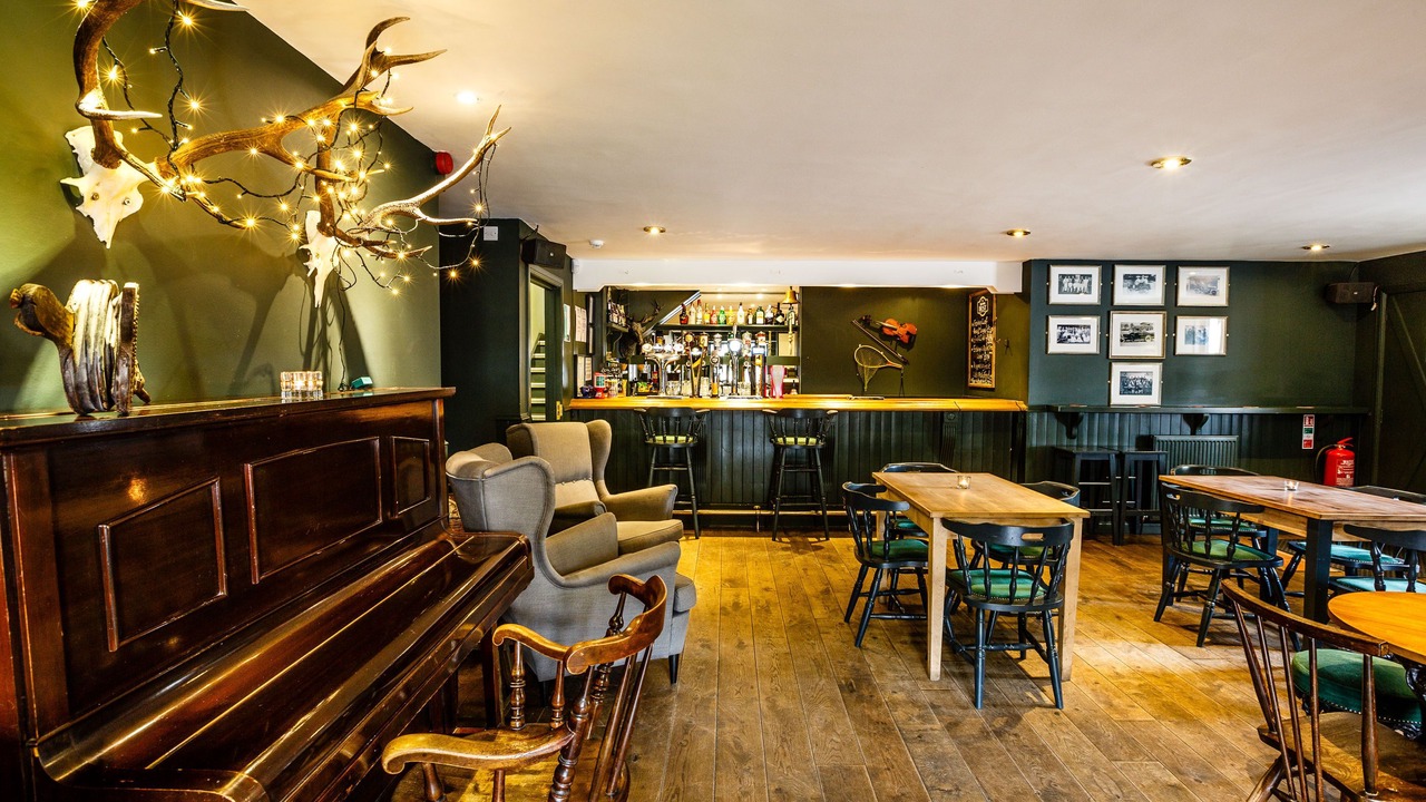 Photo of Others in Aboyne