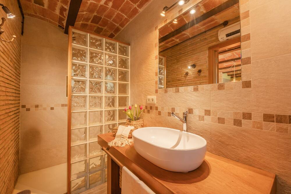 Photo of Bathroom in Vilabertran