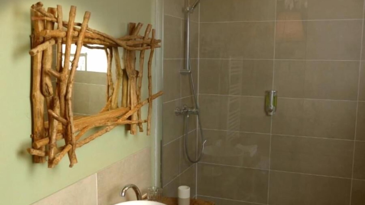 Photo of Others in Lancie