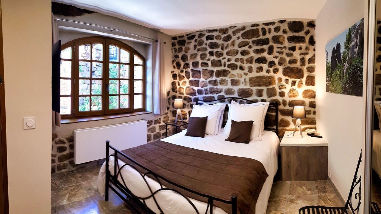Photo of Bedroom in Chambonas