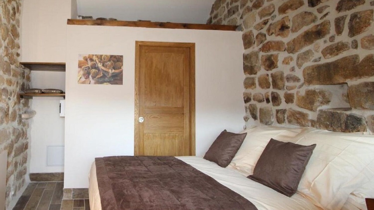 Photo of Bedroom in Chambonas