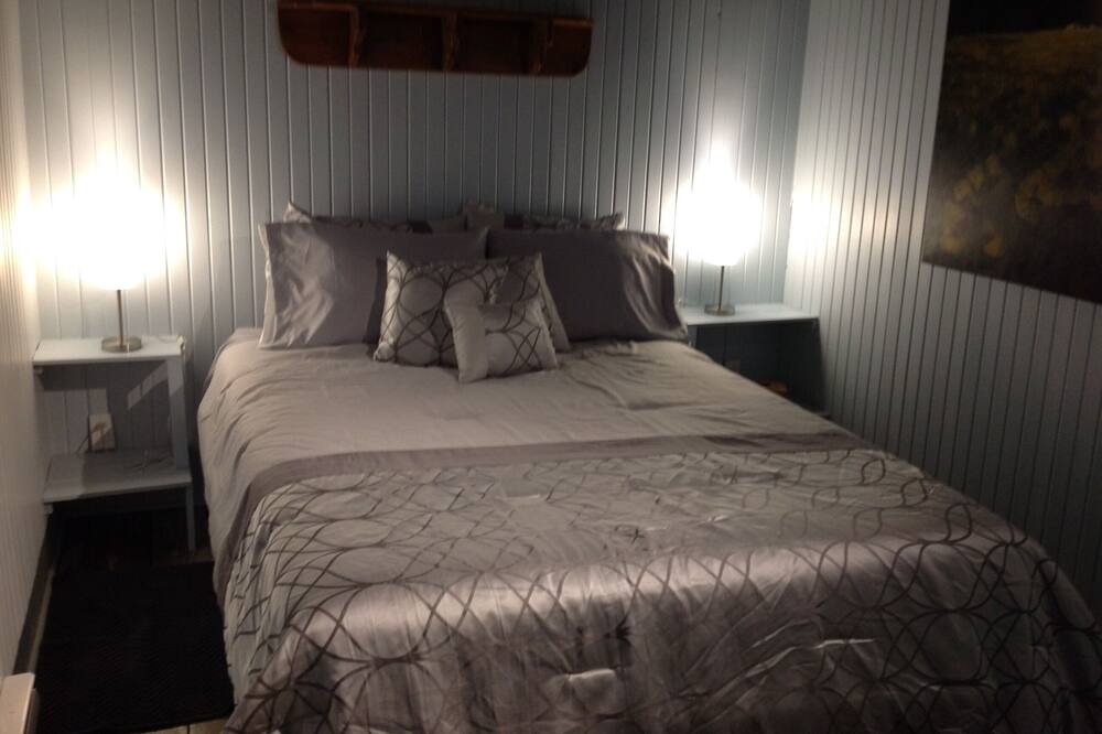 Photo of Bedroom in Saint-Laurent-de-l'ile d'Orleans