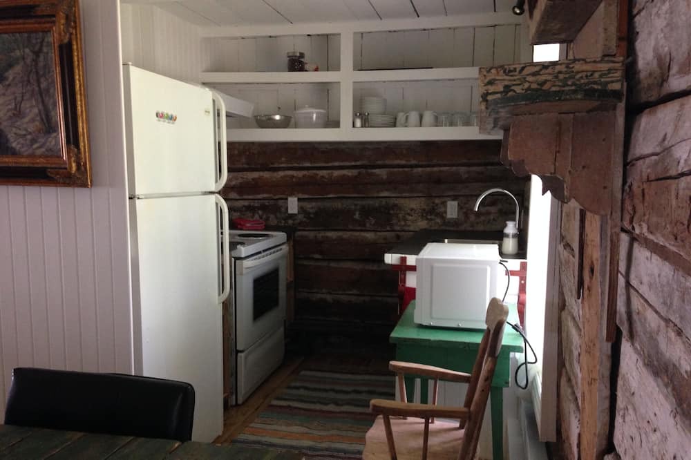 Photo of Kitchen in Saint-Laurent-de-l'ile d'Orleans