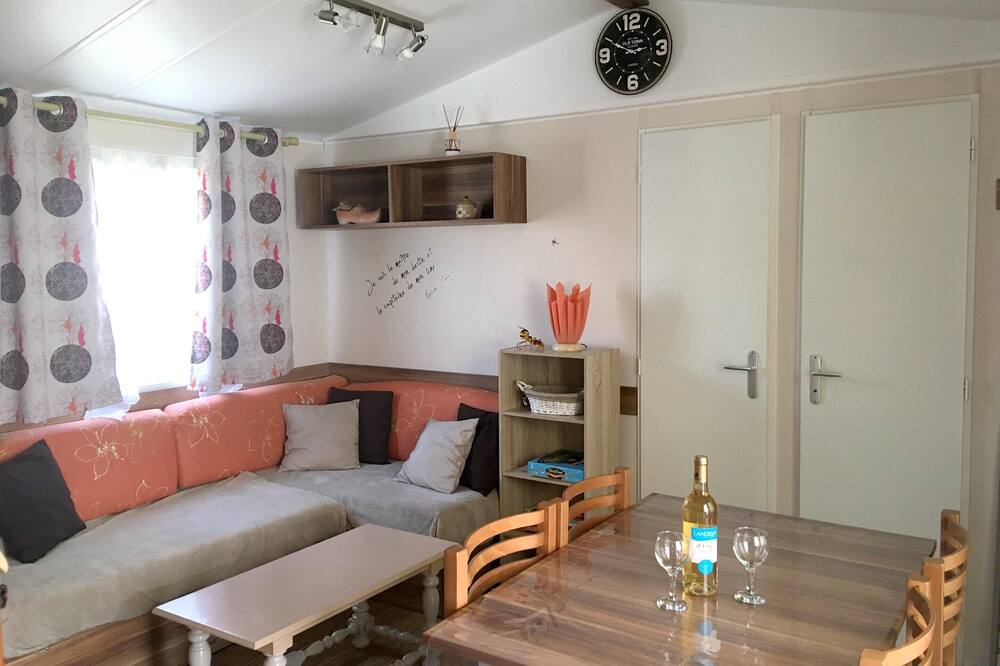 Photo of Livingroom in Sainte-Eulalie-en-Born