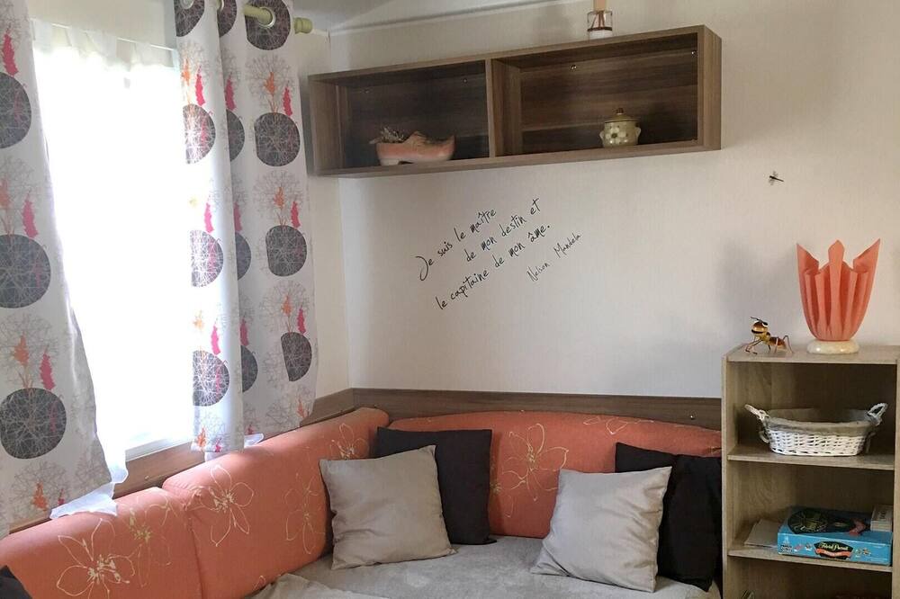 Photo of Livingroom in Sainte-Eulalie-en-Born