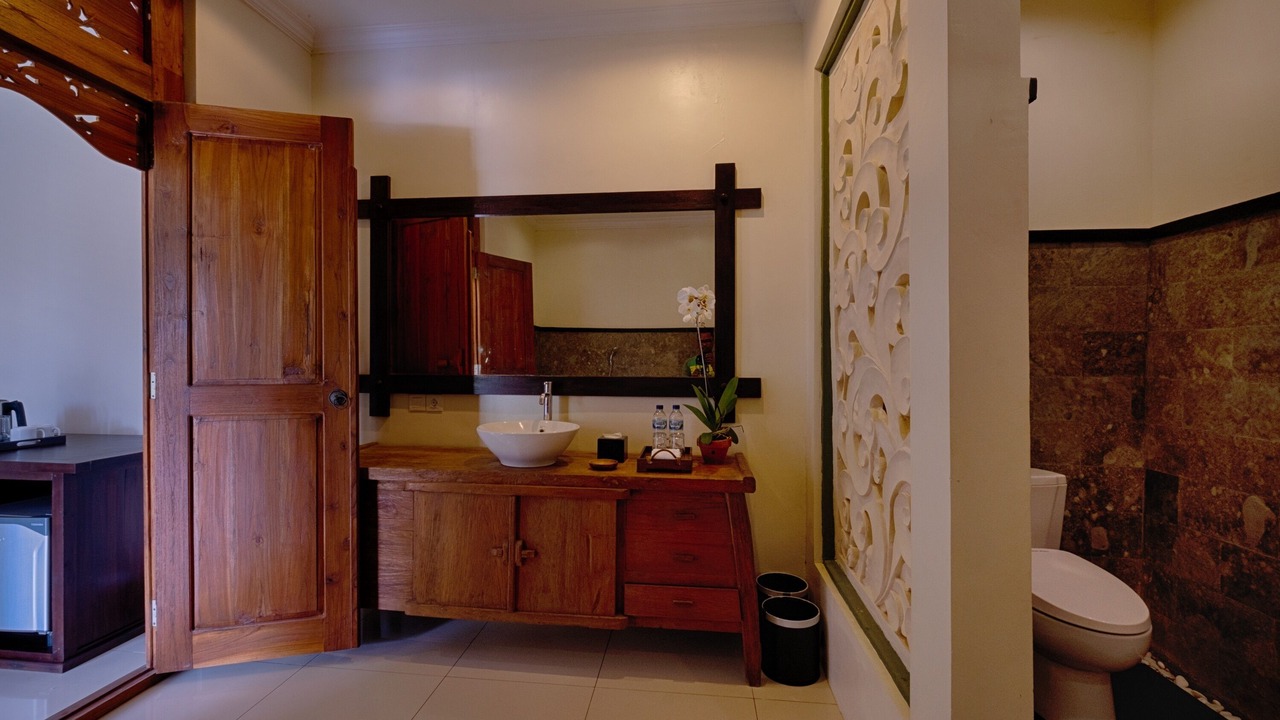 Photo of Bathroom in Keliki