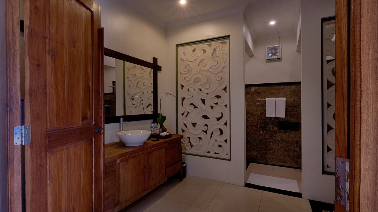 Photo of Bathroom in Keliki