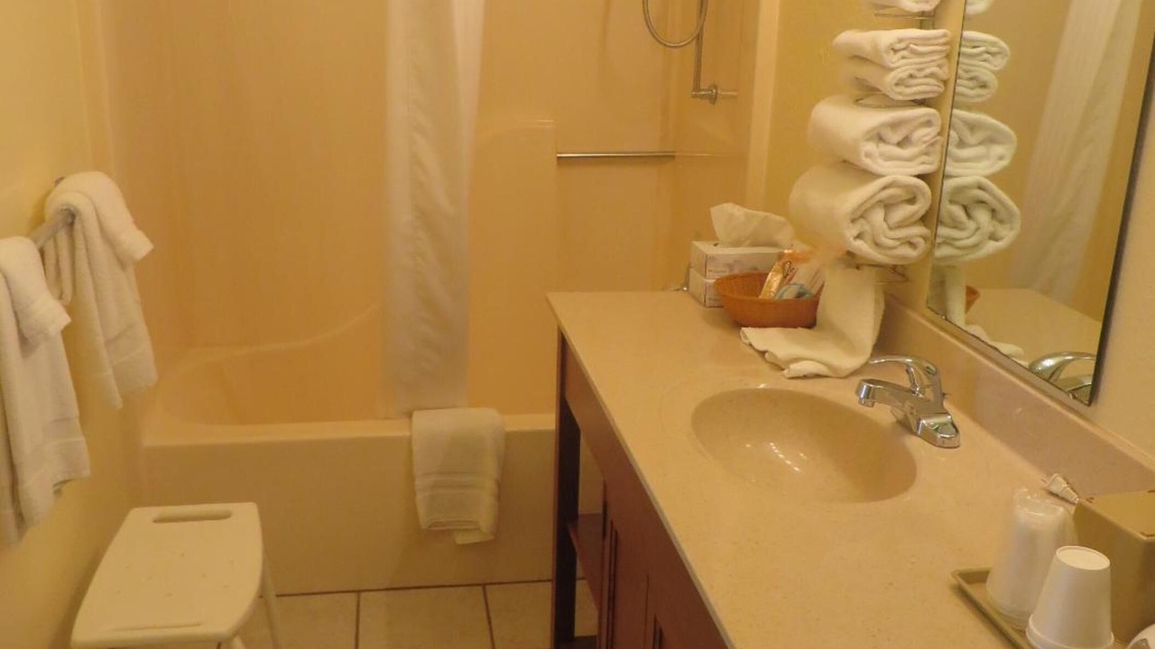 Photo of Bathroom in Mountain View