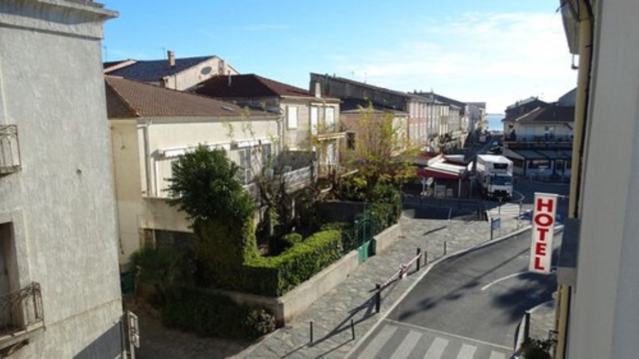 Photo of Bedroom in Meze