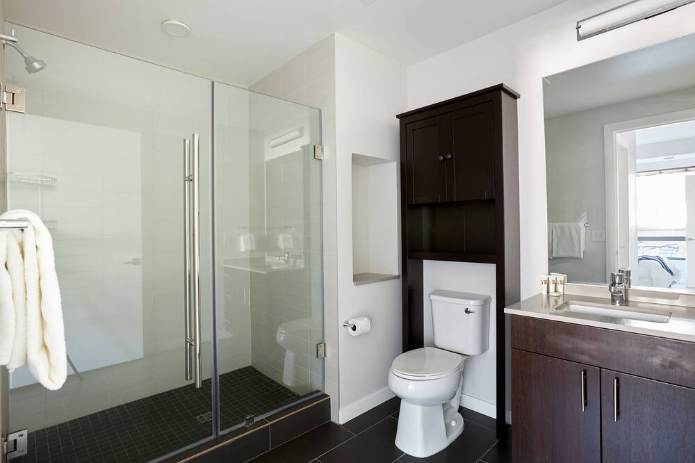 Photo of Bathroom in University Park