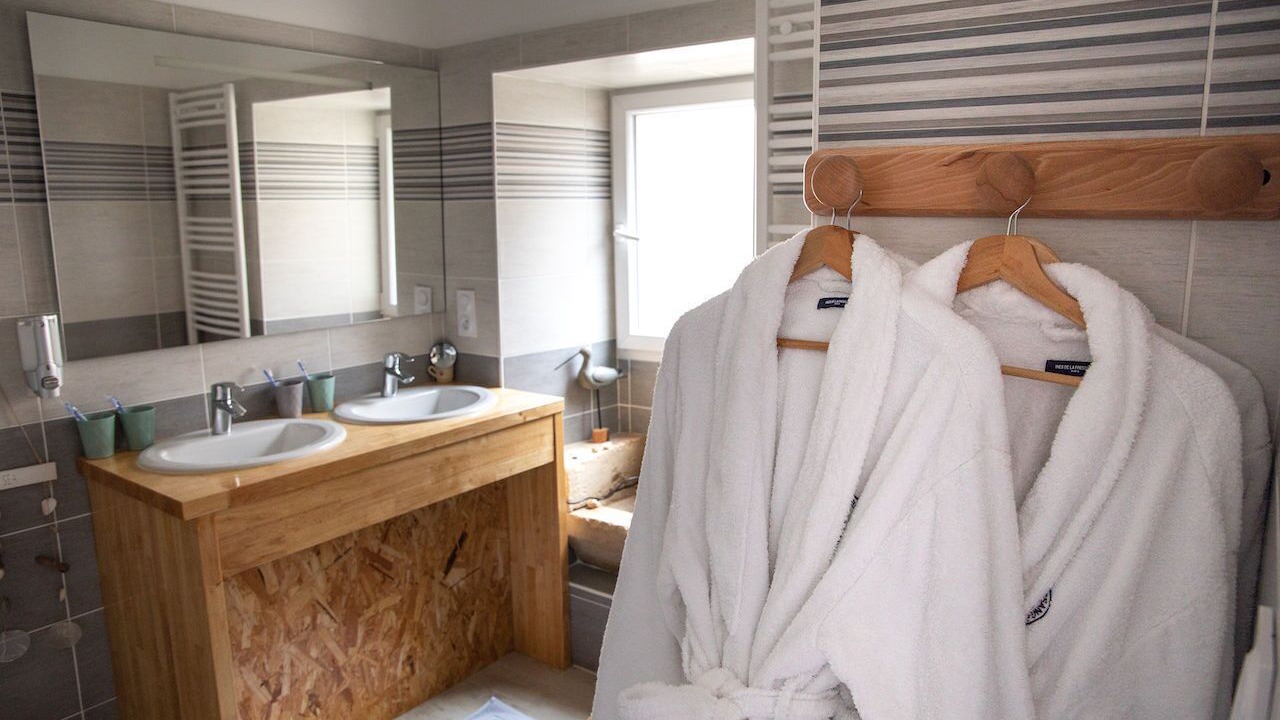 Photo of Bathroom in Port-d'Envaux