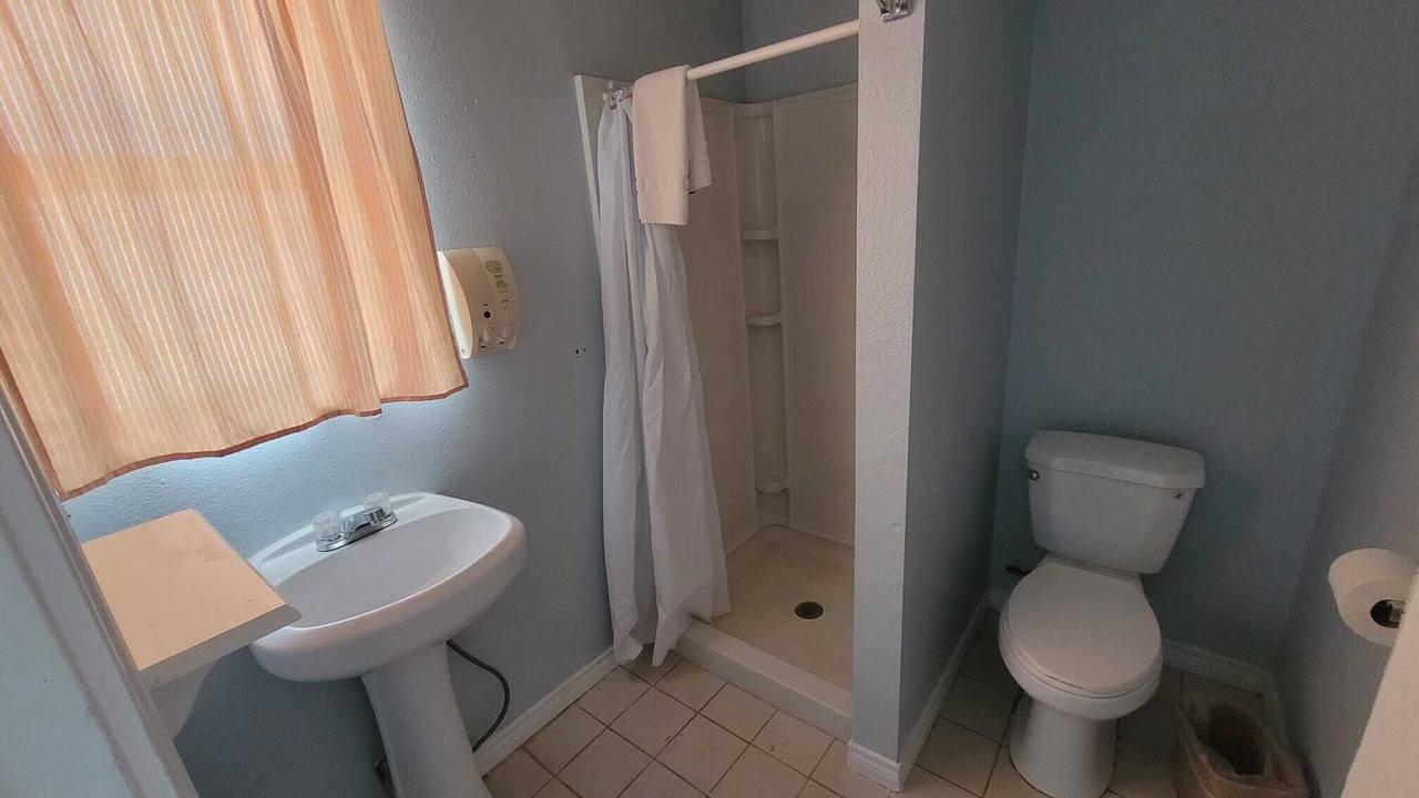 Photo of Bathroom in Lazbuddie