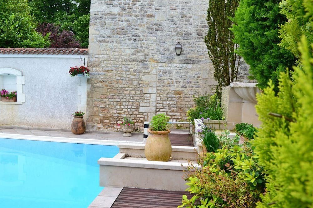 Photo of Outdoor in Mansle