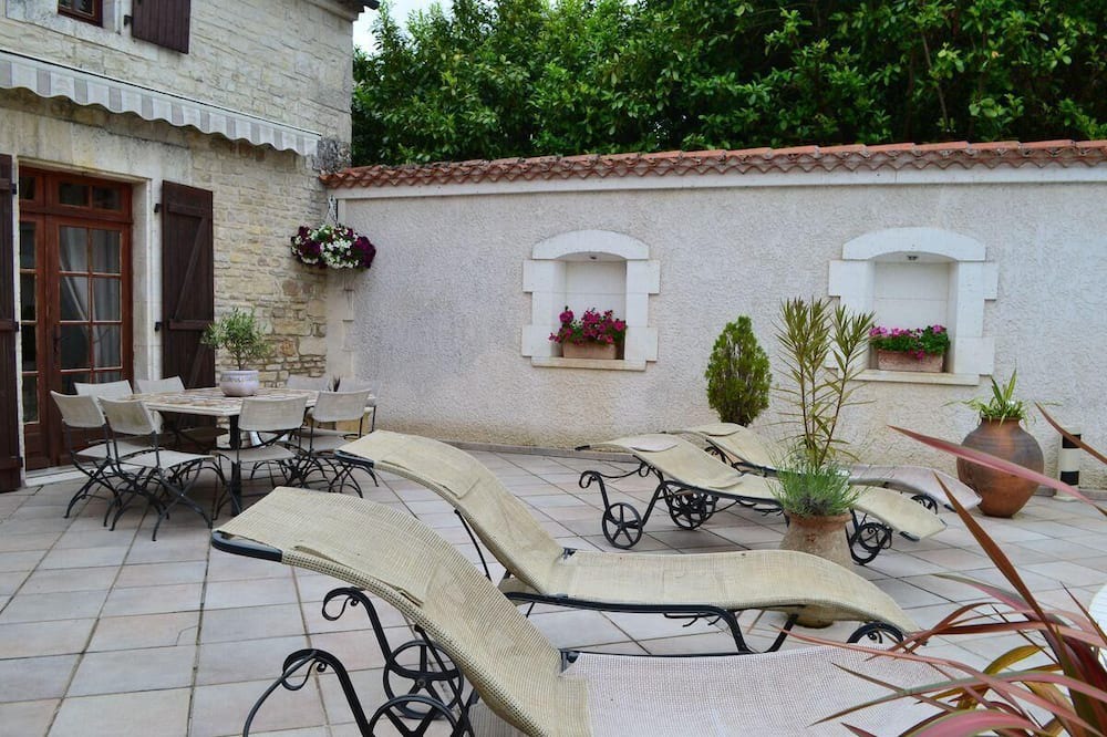 Photo of Outdoor in Mansle