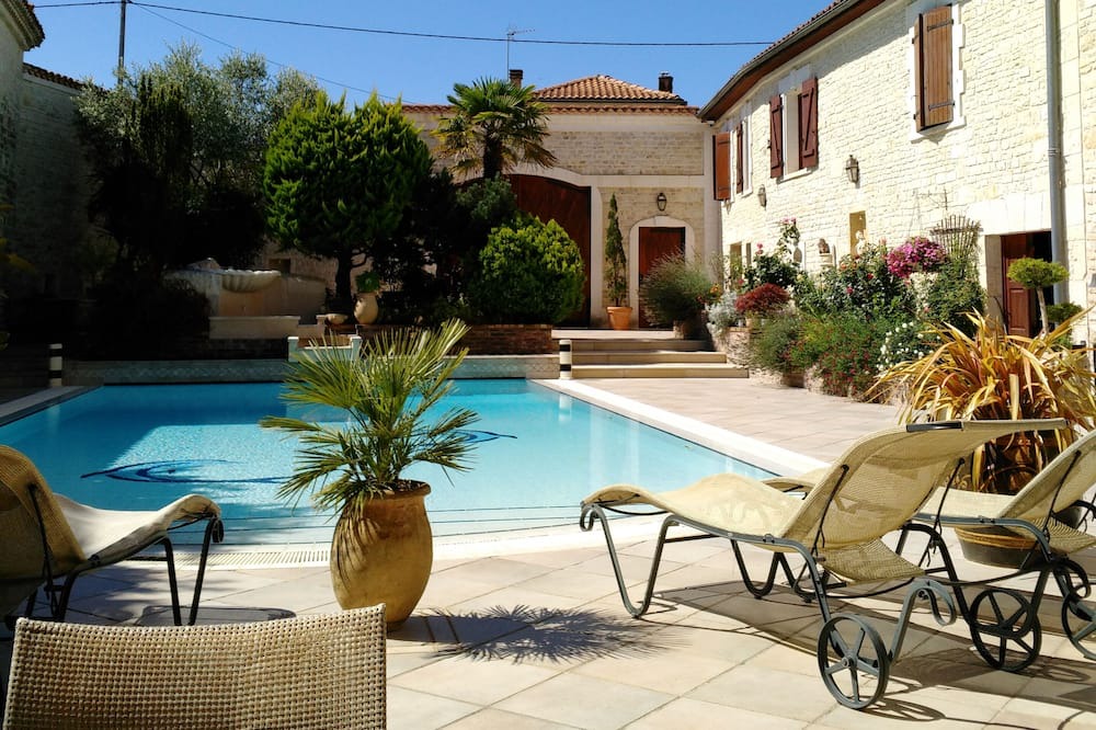 Photo of Outdoor in Mansle