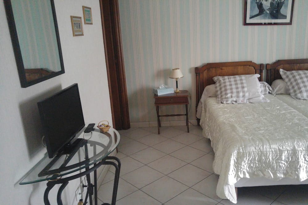 Photo of Bedroom in Mansle