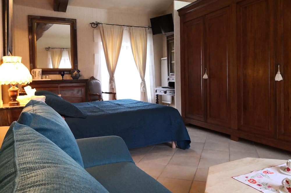 Photo of Bedroom in Mansle