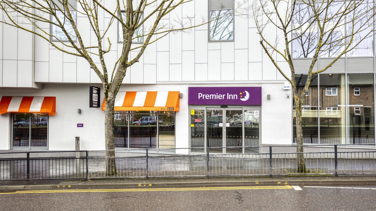 Photo of Outdoor in Sutton Central