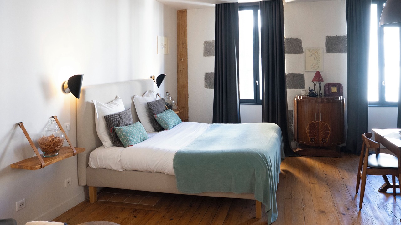 Photo of Bedroom in Clermont Ferrand City Centre