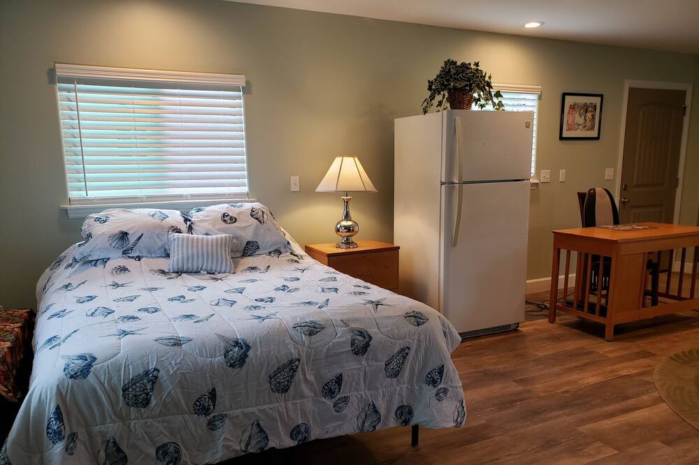 Photo of Others in Fern Acres