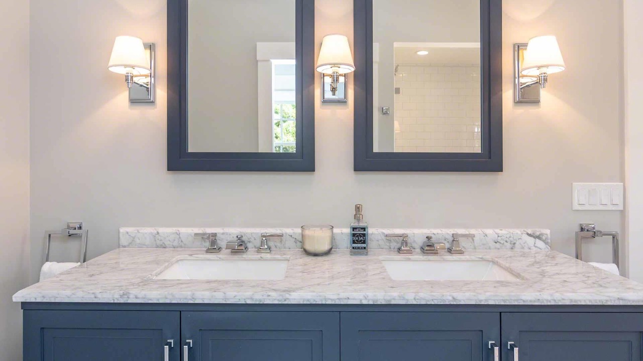 Photo of Others in Edgartown