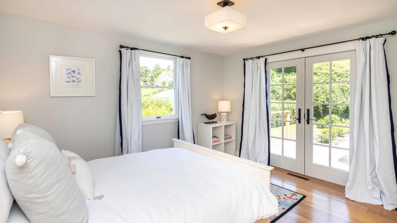 Photo of Others in Edgartown