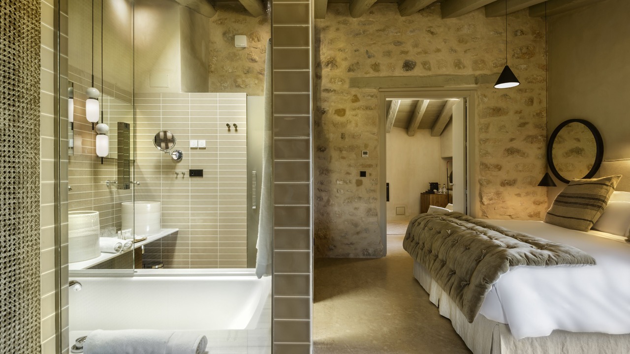 Photo of Bathroom in Monroyo