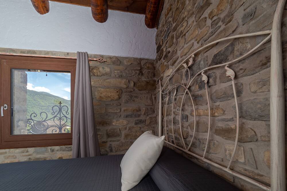 Photo of Bedroom in Borrastre
