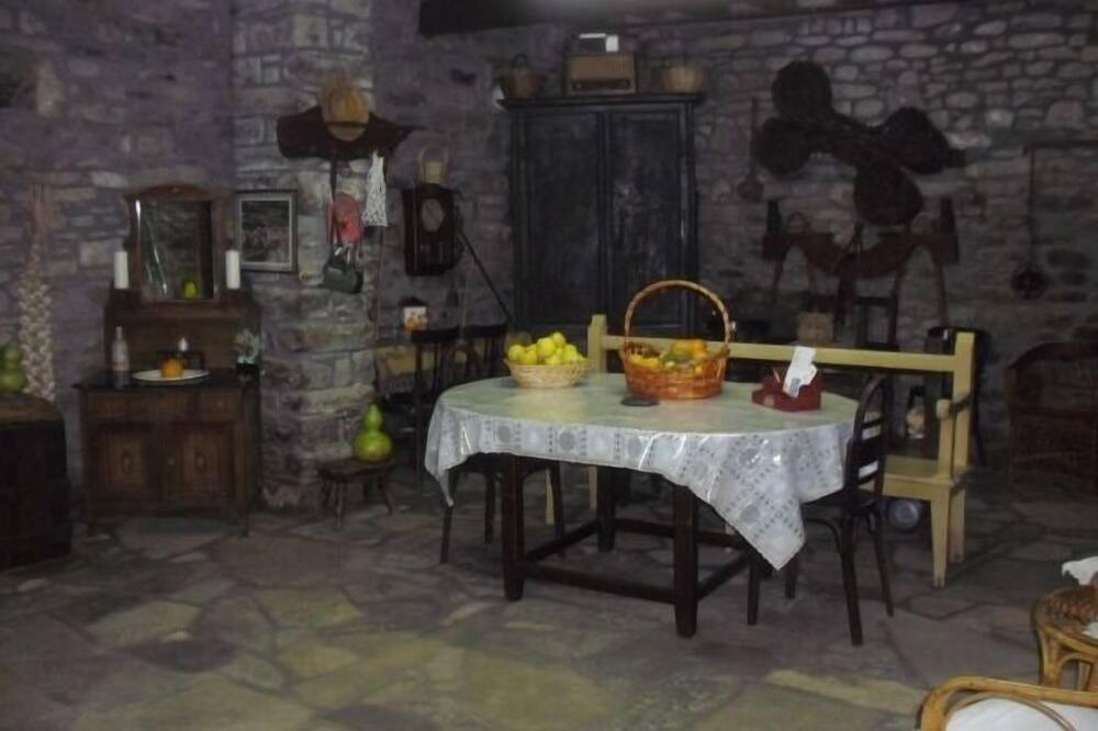 Photo of Others in Borrastre