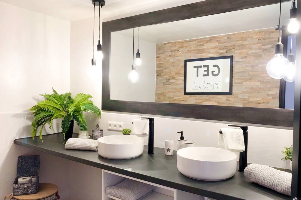 Photo of Bathroom in Fitou