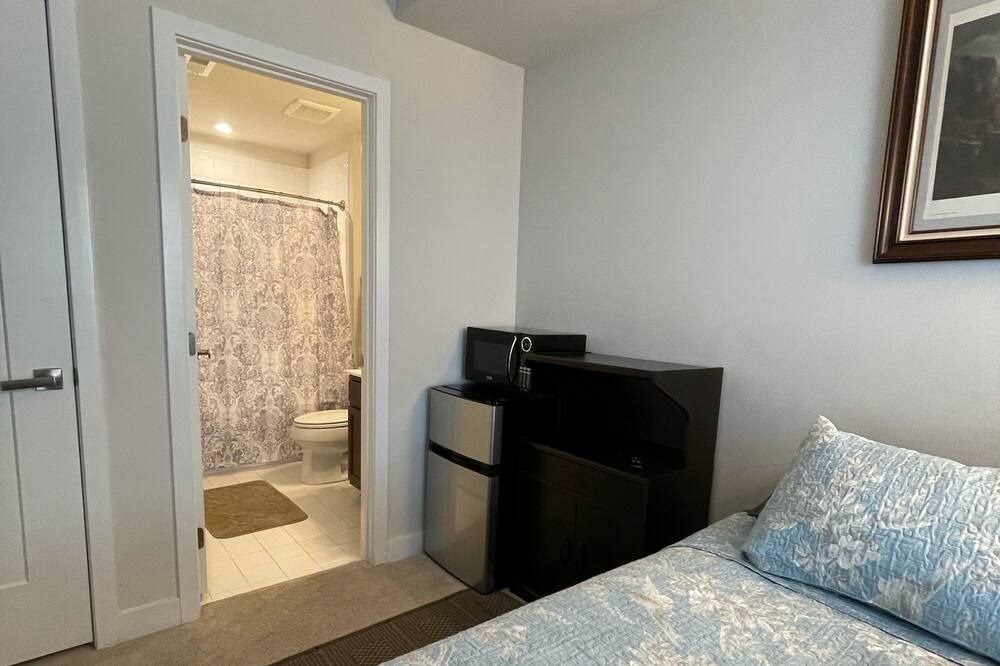Photo of Bedroom in Glen Burnie