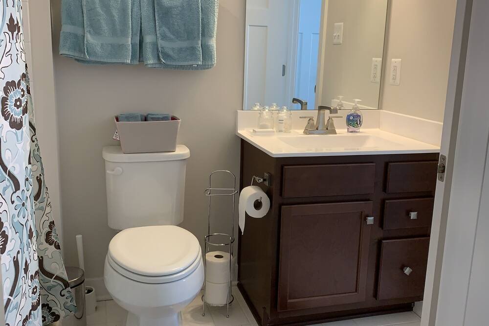 Photo of Bathroom in Glen Burnie