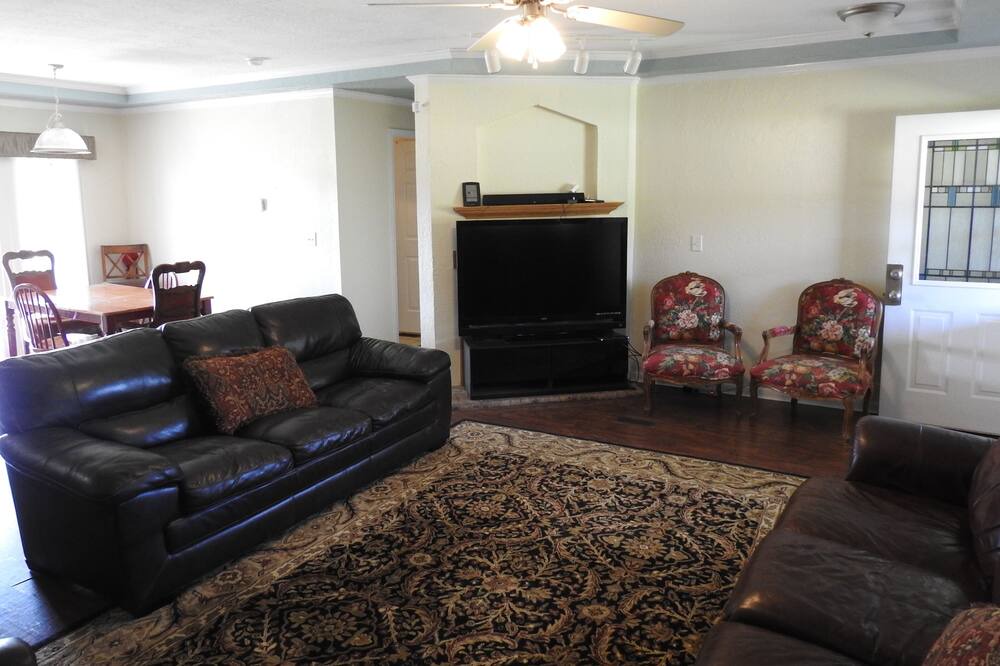 Photo of Livingroom in Gordonville