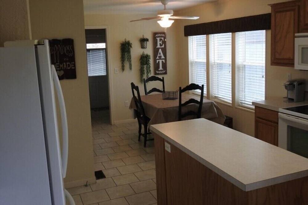 Photo of Kitchen in Gordonville
