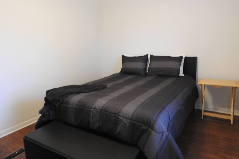 Photo of Bedroom in Gordonville