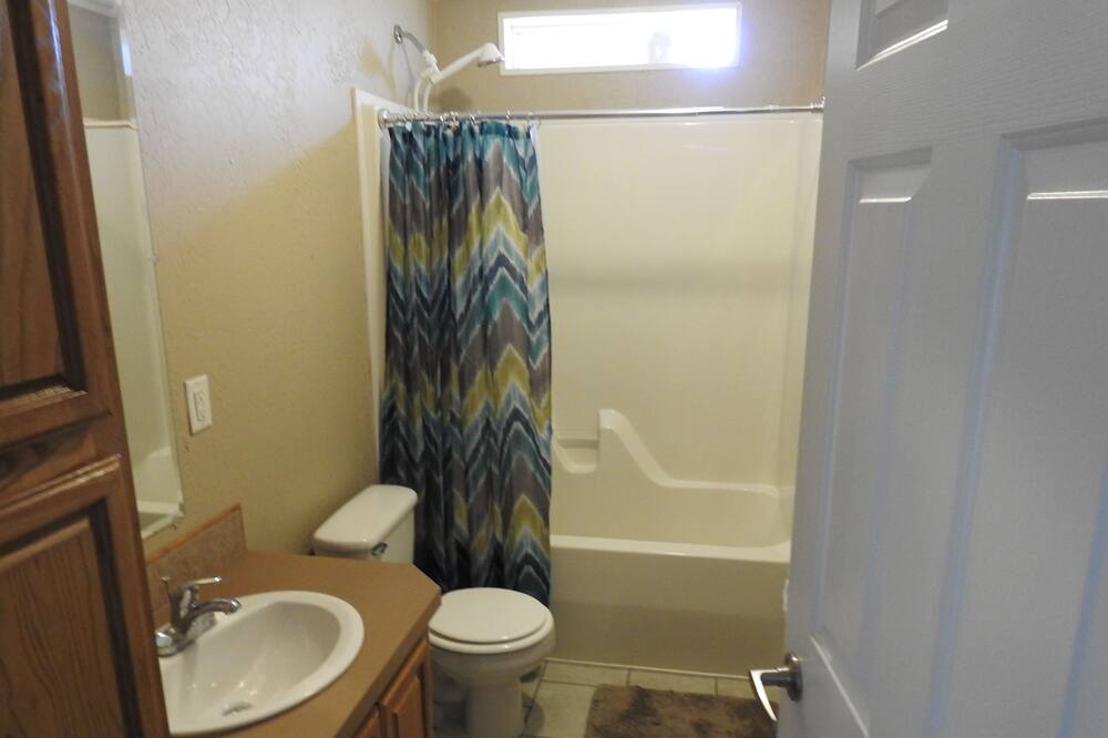 Photo of Bathroom in Gordonville