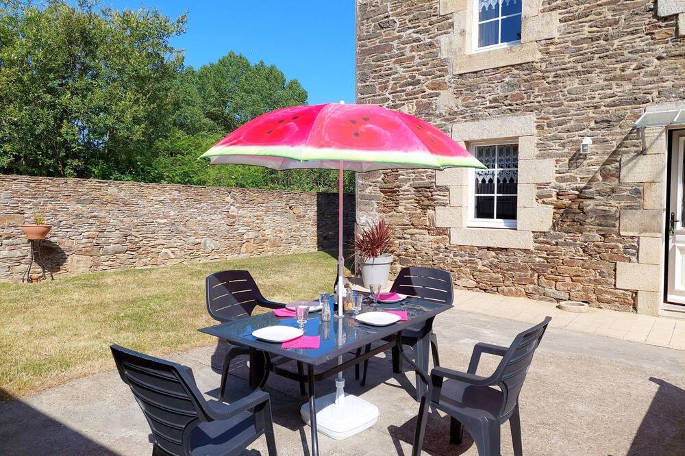 Photo of Patio Balcony in Plouenan