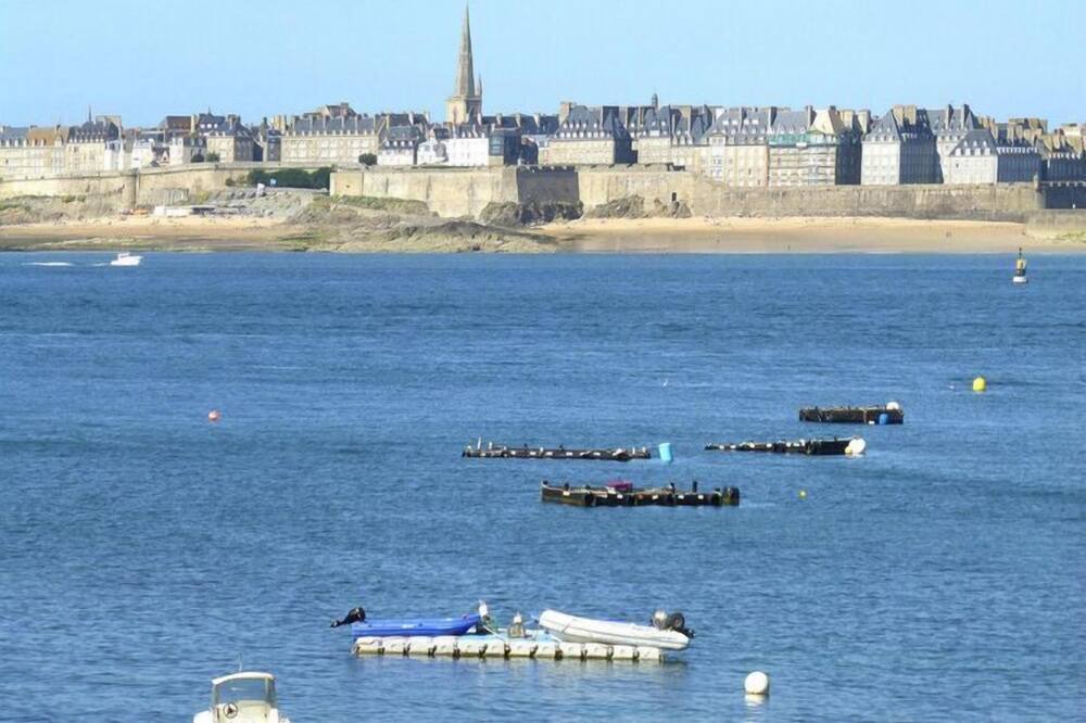 Photo of Others in Bacilly