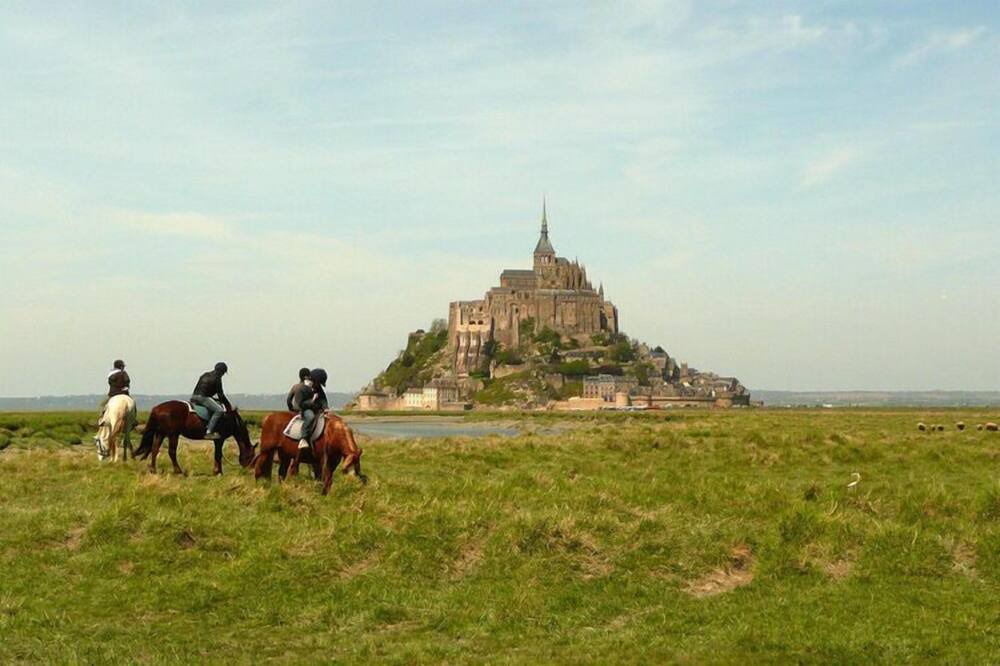 Photo of Others in Bacilly