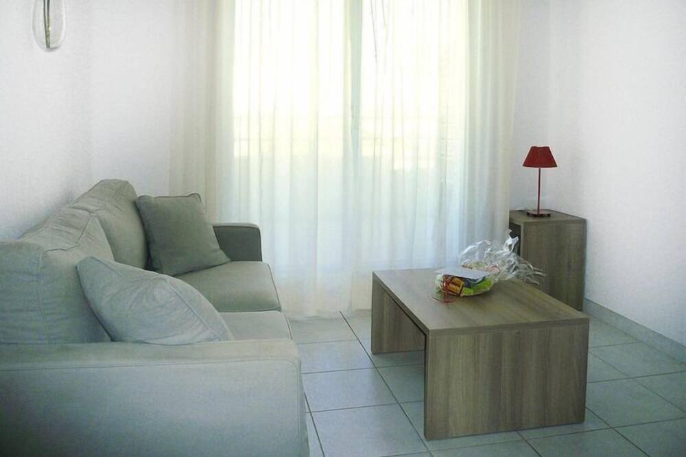 Photo of Livingroom in Le Grau-Du-Roi