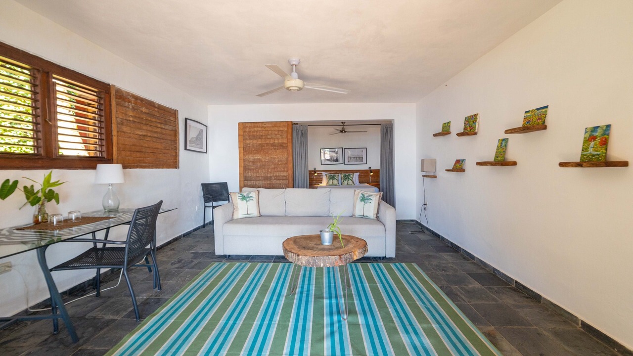 Photo of Others in Samana