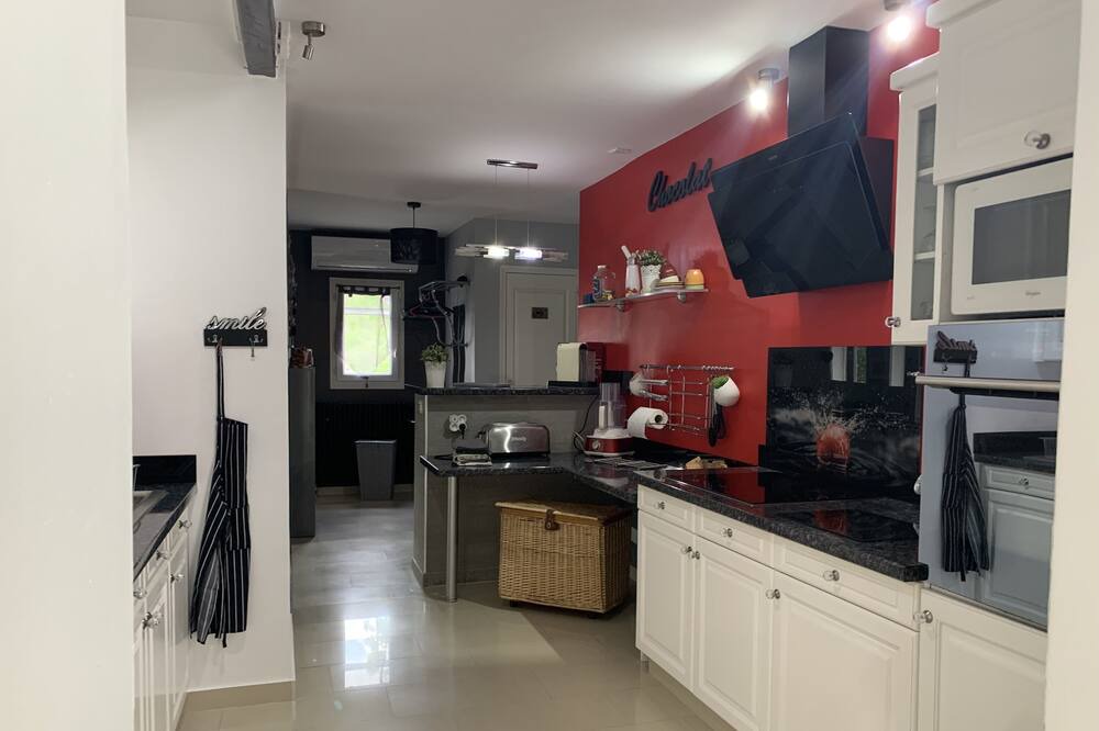 Photo of Kitchen in Saint-Privat-des-Vieux