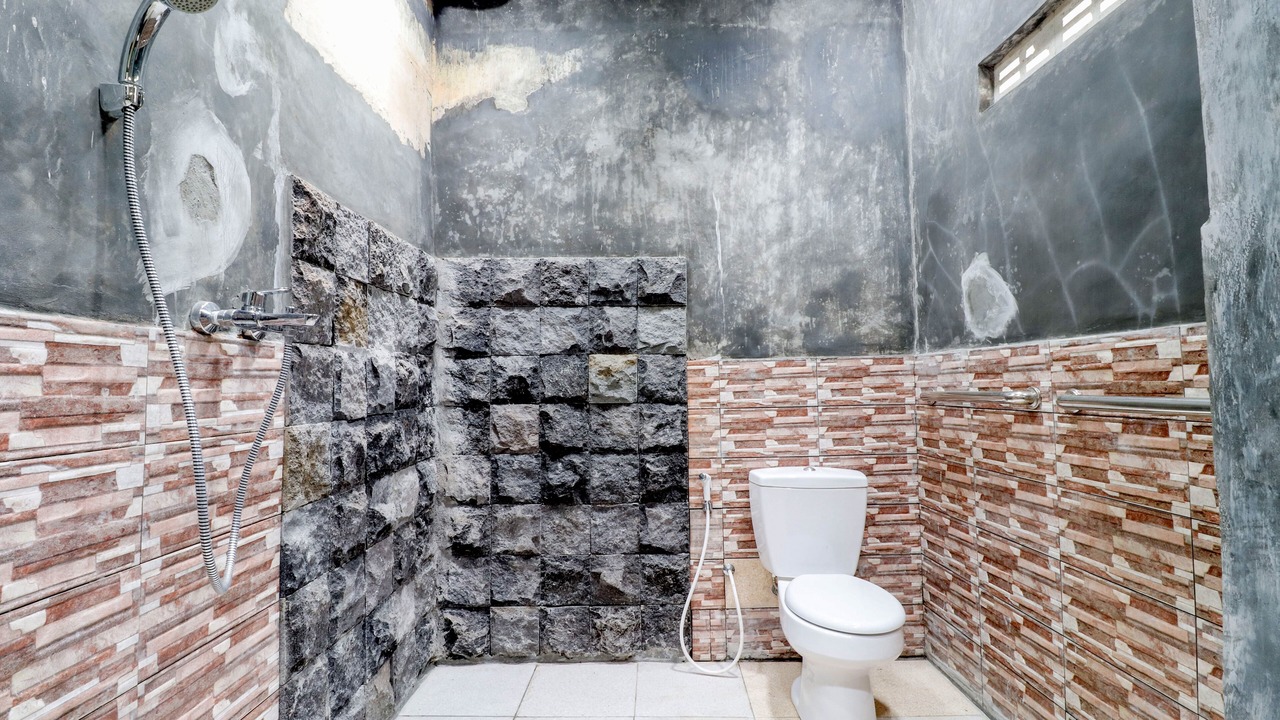 Photo of Bathroom in Malioboro